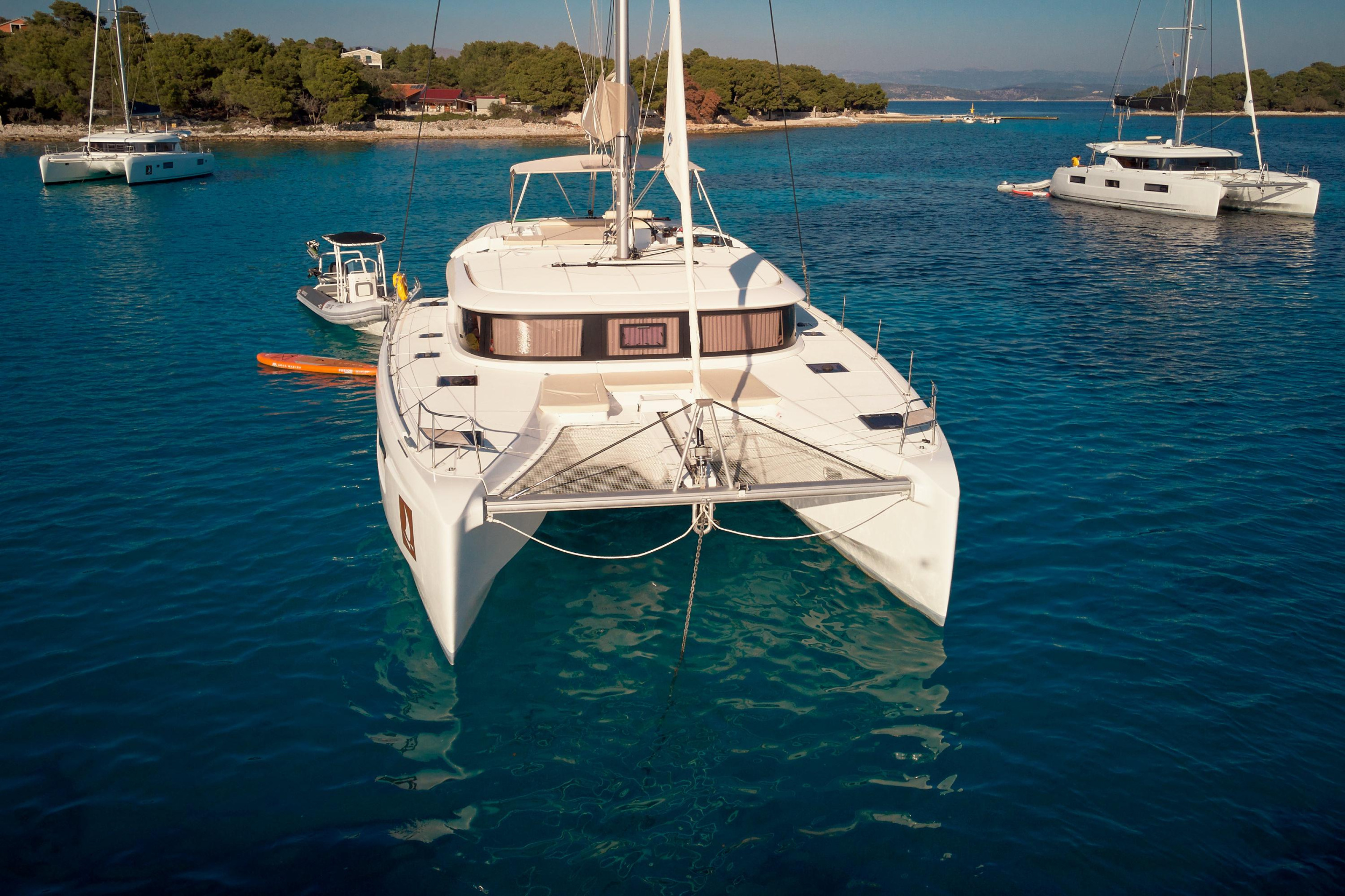 Lagoon 46 — photo 17