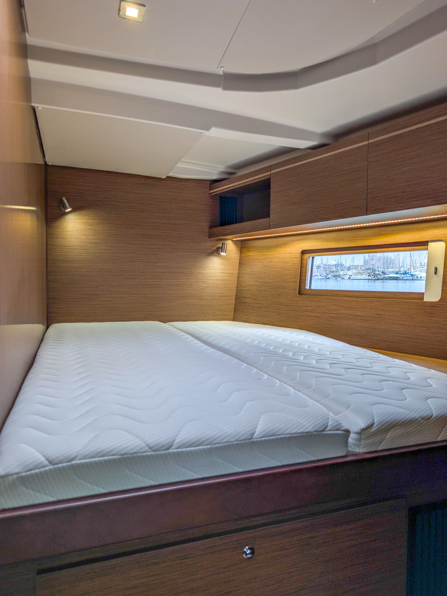 Oceanis 51.1 — photo 29