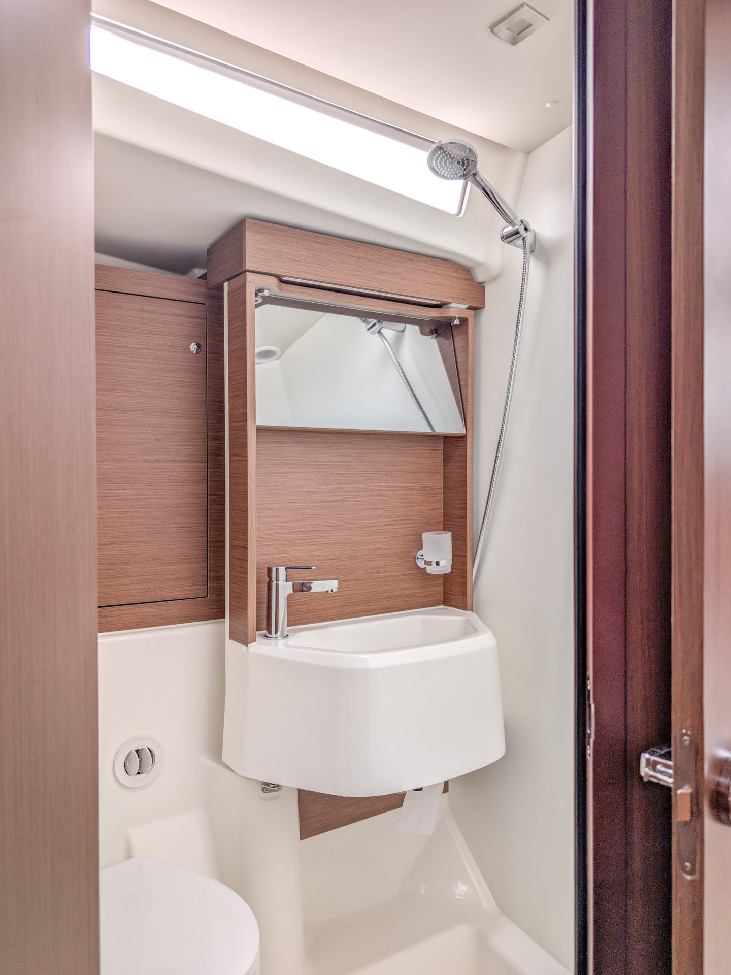 Oceanis 51.1 — photo 21
