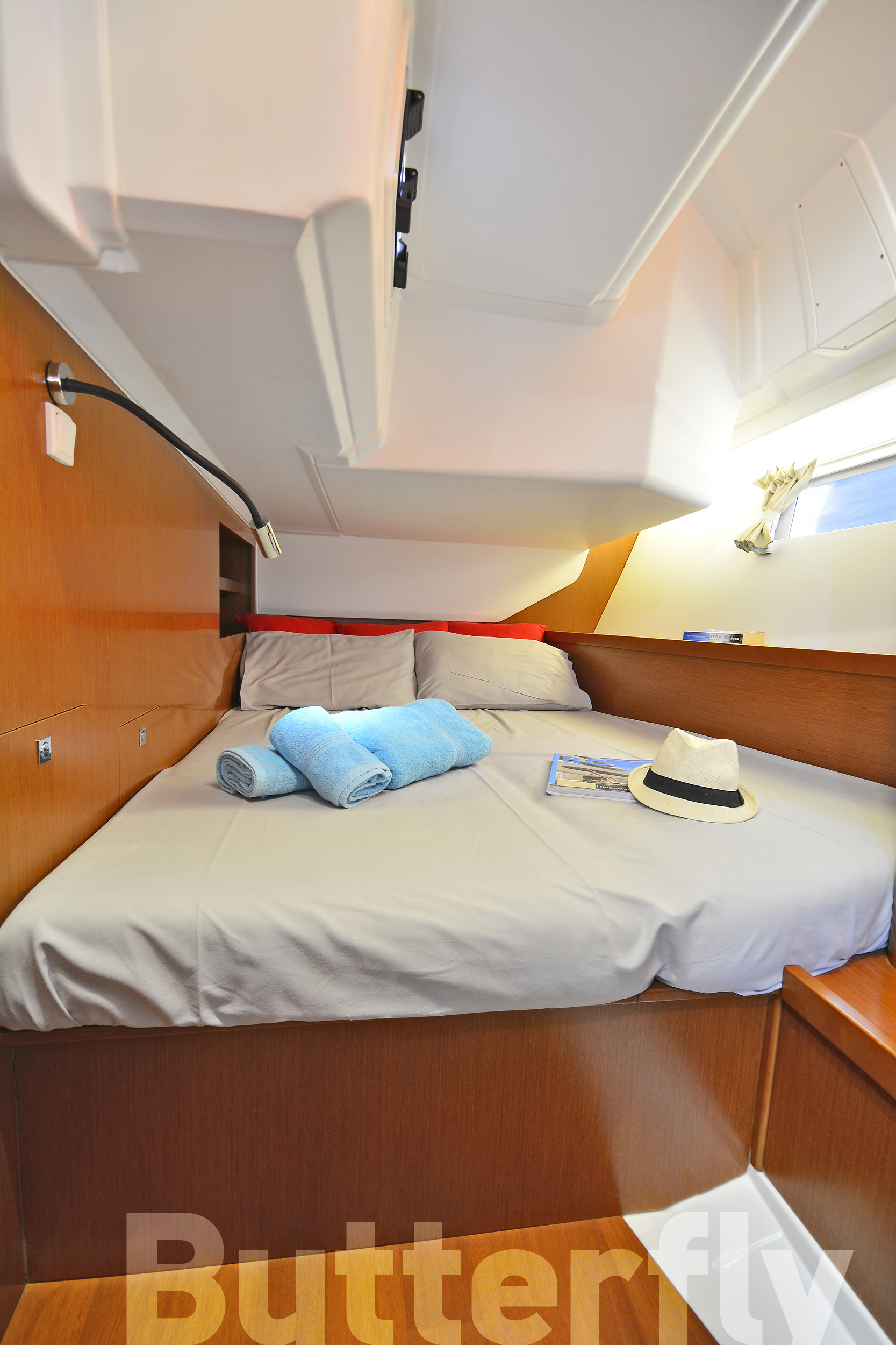 Oceanis 45 — photo 26