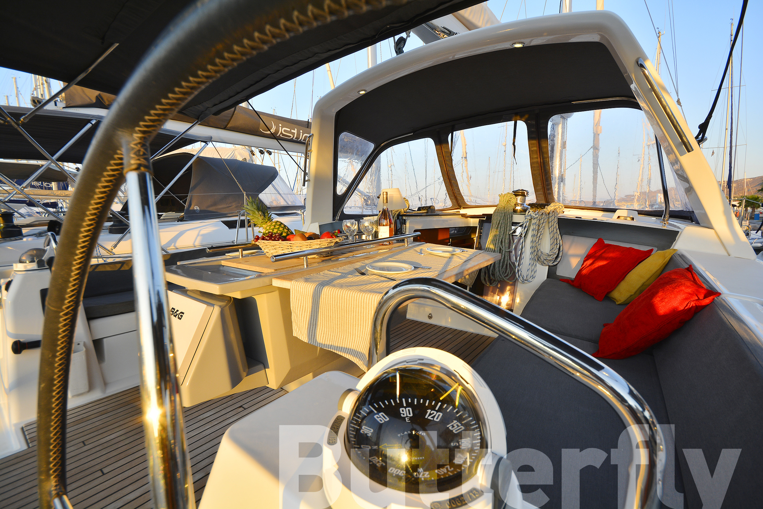 Oceanis 45 — photo 35
