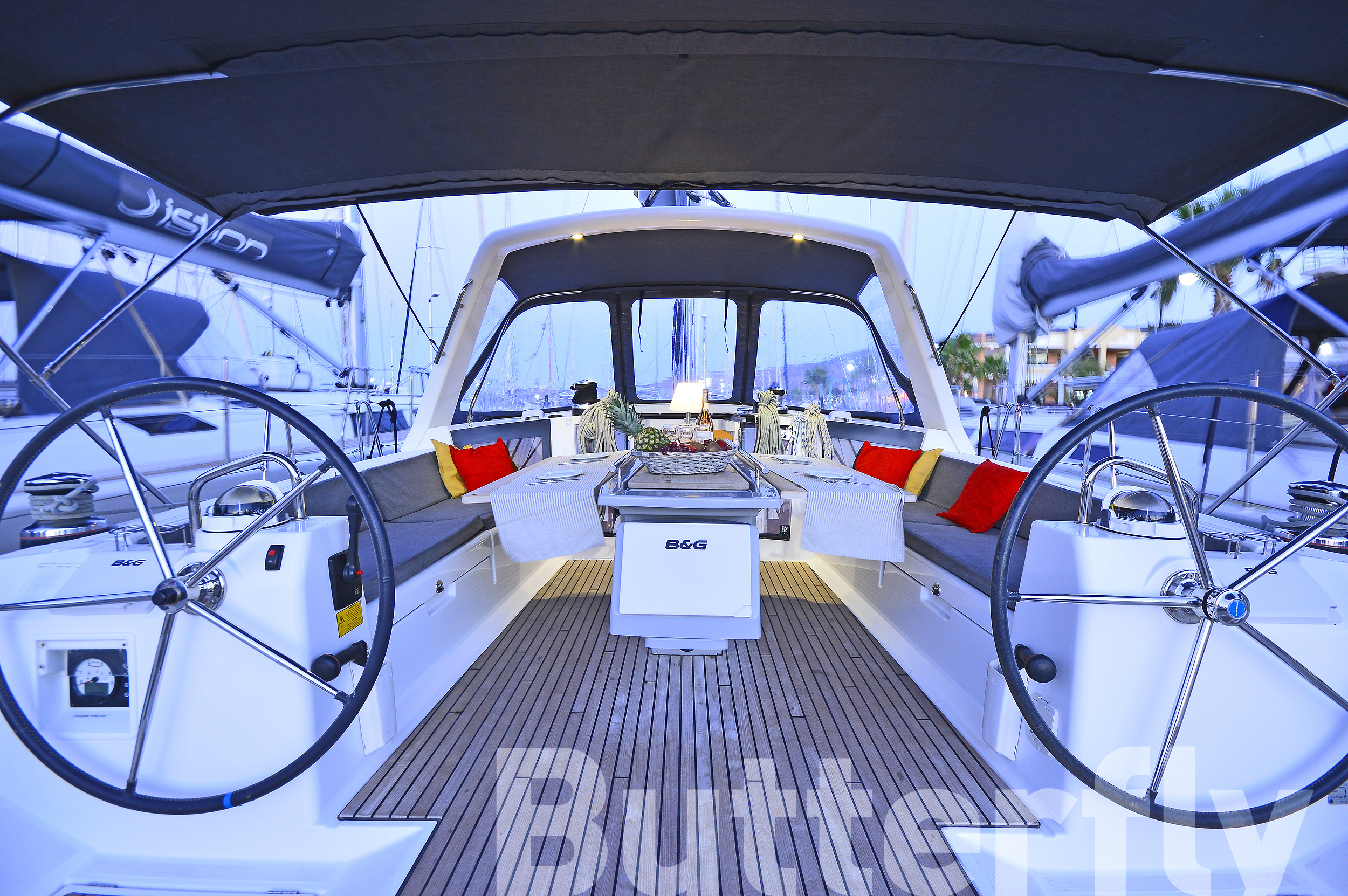 Oceanis 45 — photo 29