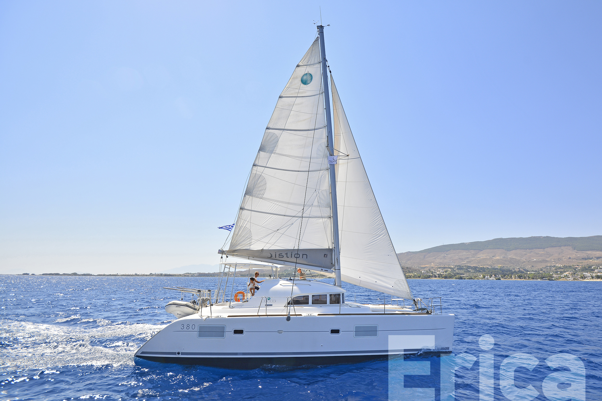 Lagoon 380 S2 — photo 13