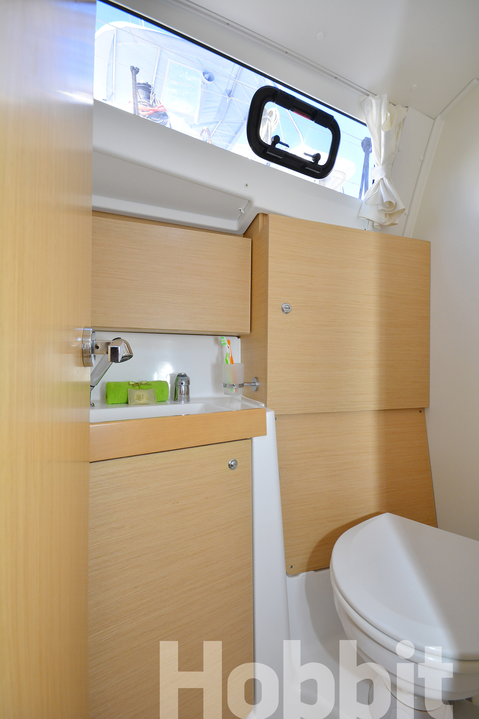 Oceanis 35 — photo 24