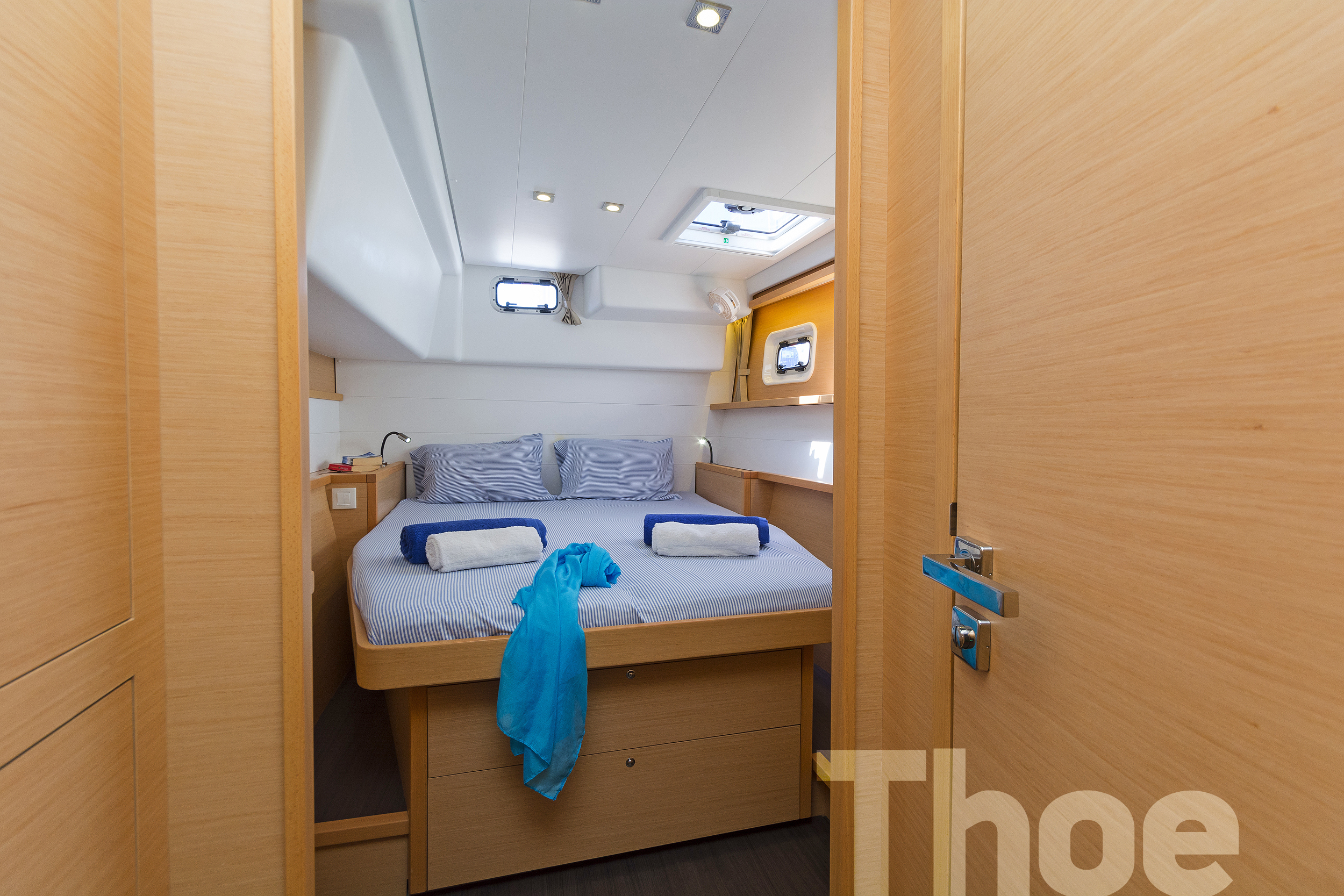 Lagoon 450 Fly & GEN — photo 10