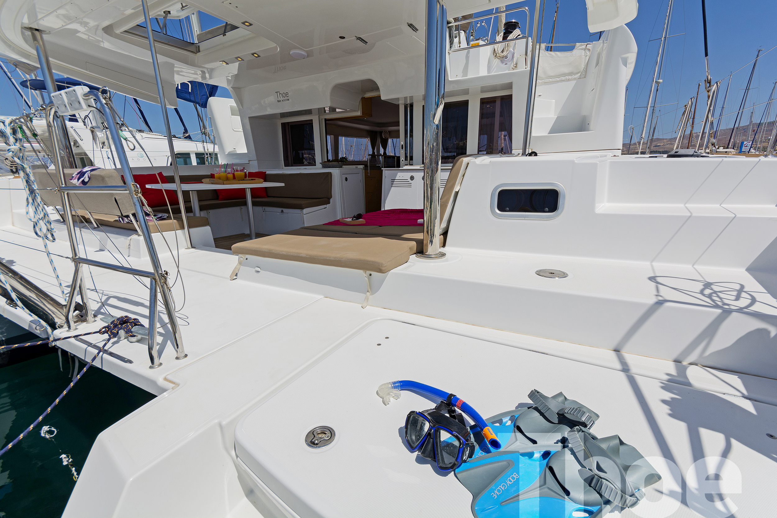 Lagoon 450 Fly & GEN — photo 40