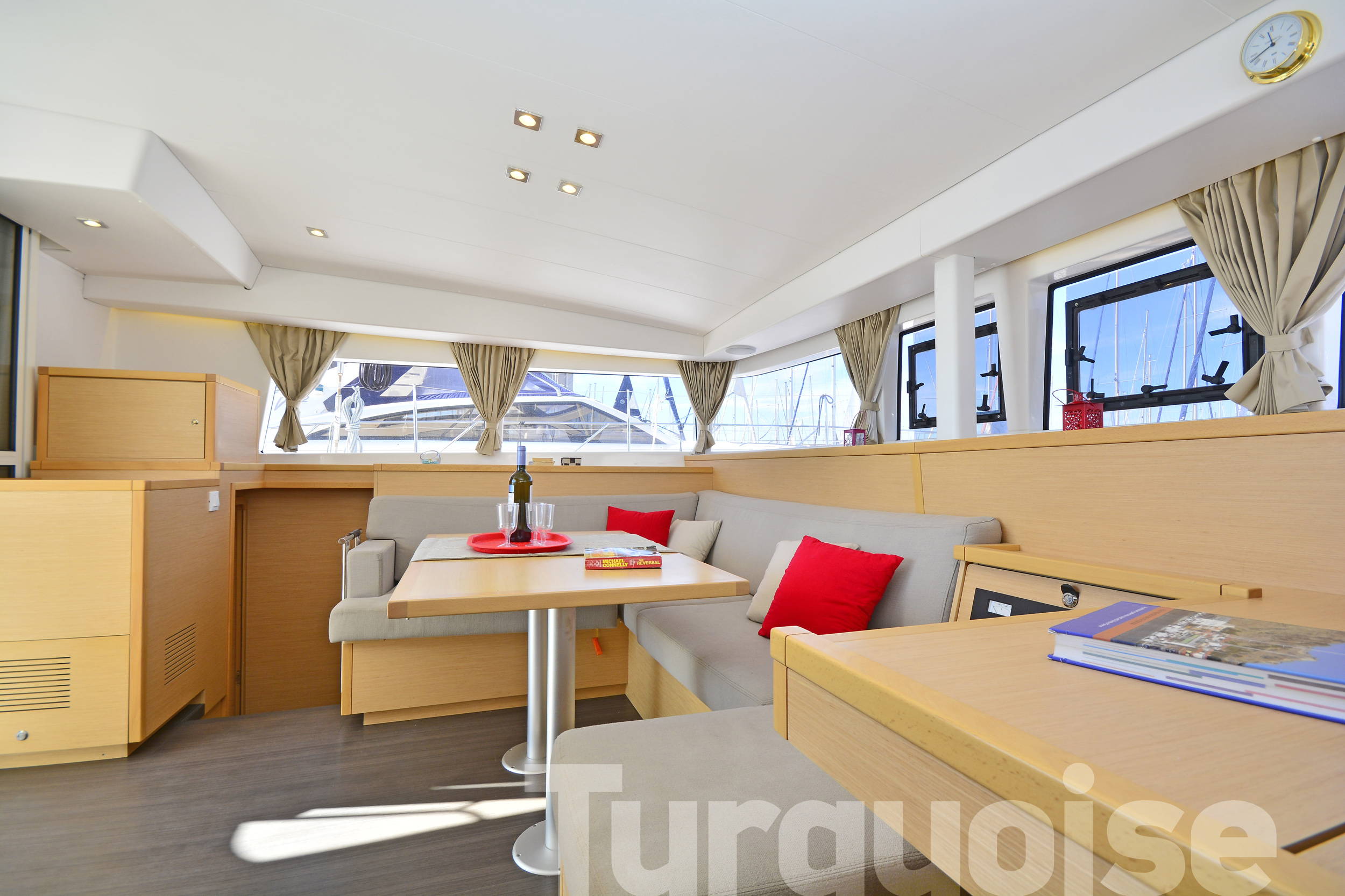 Lagoon 400 S2. — photo 24
