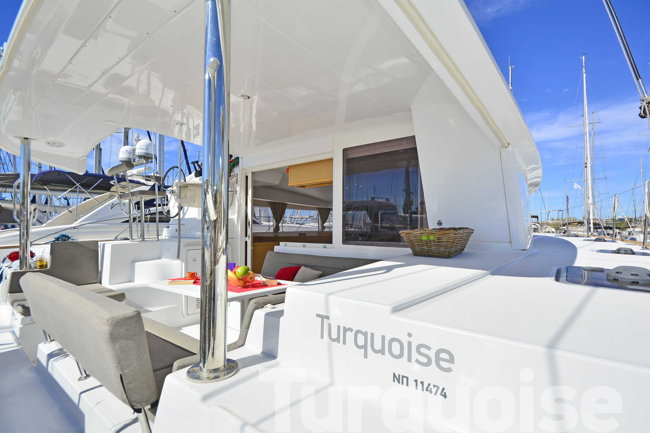 Lagoon 400 S2. — photo 9