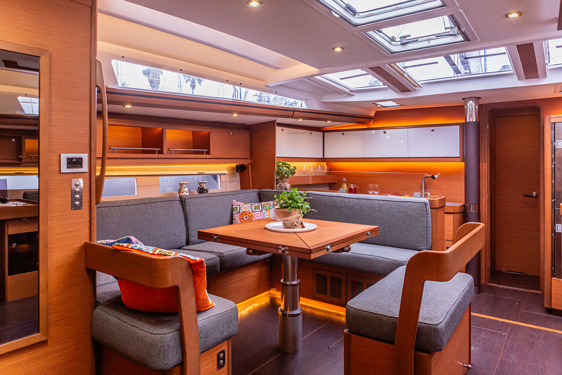 Dufour 56 Exclusive 250 L — photo 4