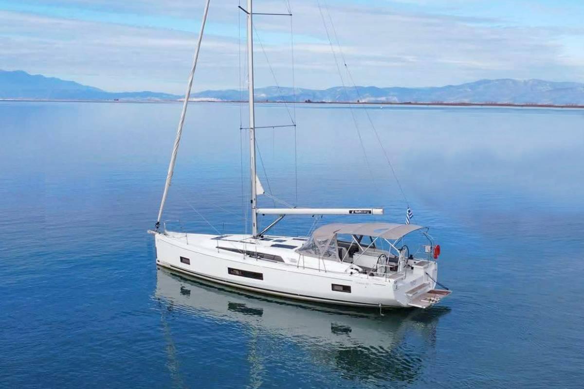Beneteau Oceanis 46.1 4cabins/4toilets version — photo 6