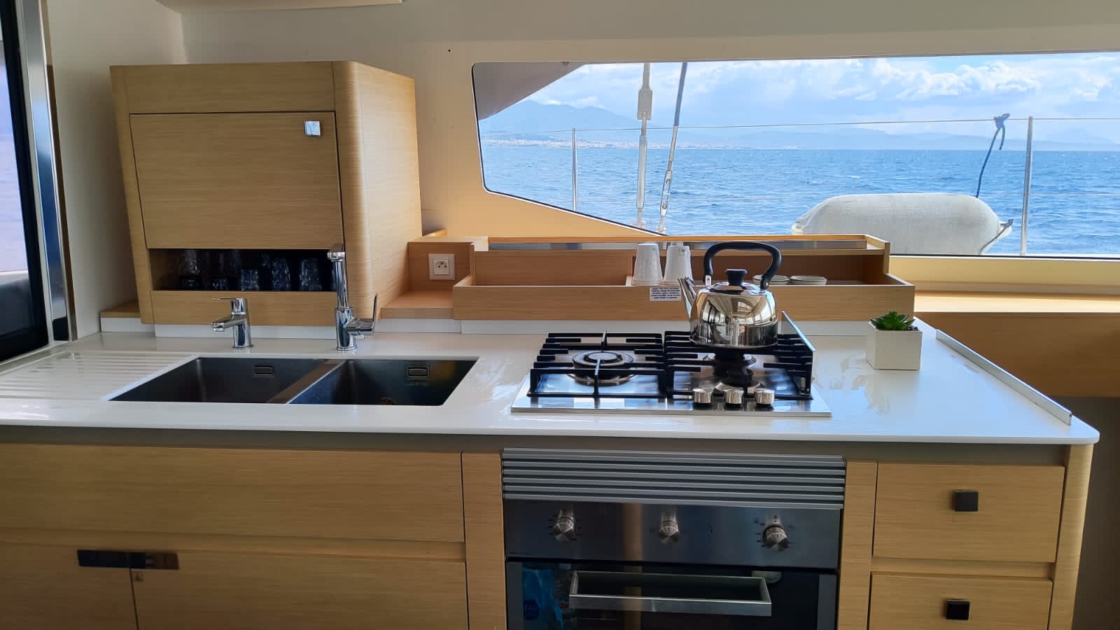 Fountaine Pajot Aura 51 — photo 36