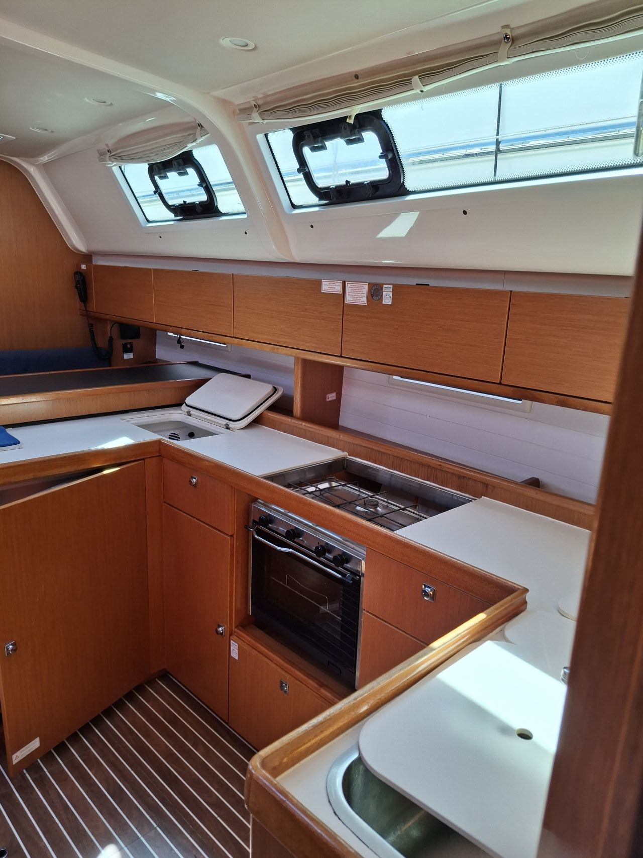 Bavaria Cruiser 51 — photo 11