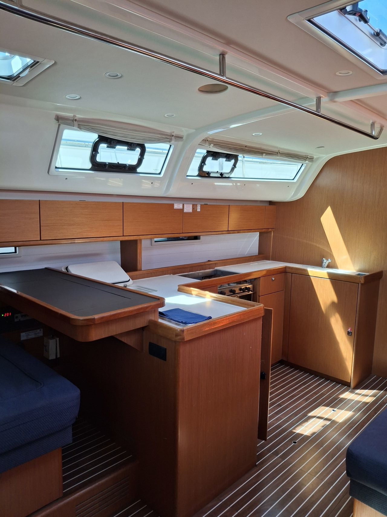 Bavaria Cruiser 51 — photo 16
