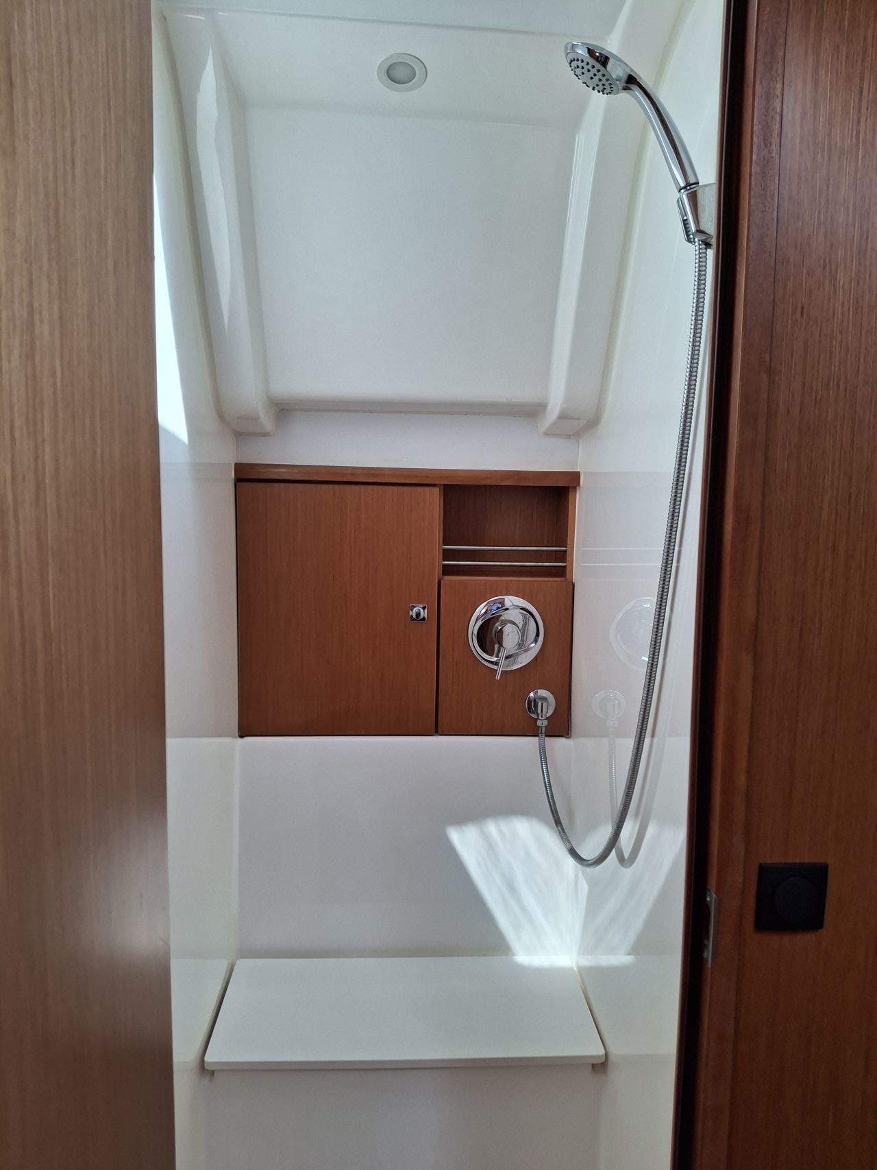Bavaria Cruiser 51 — photo 17