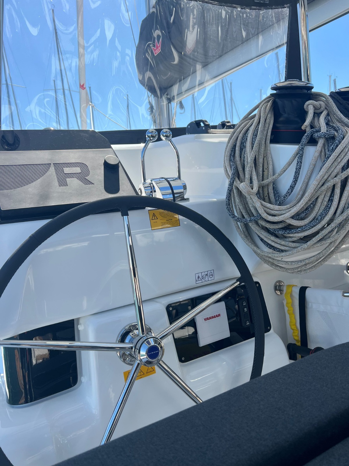 Lagoon 43 — photo 28