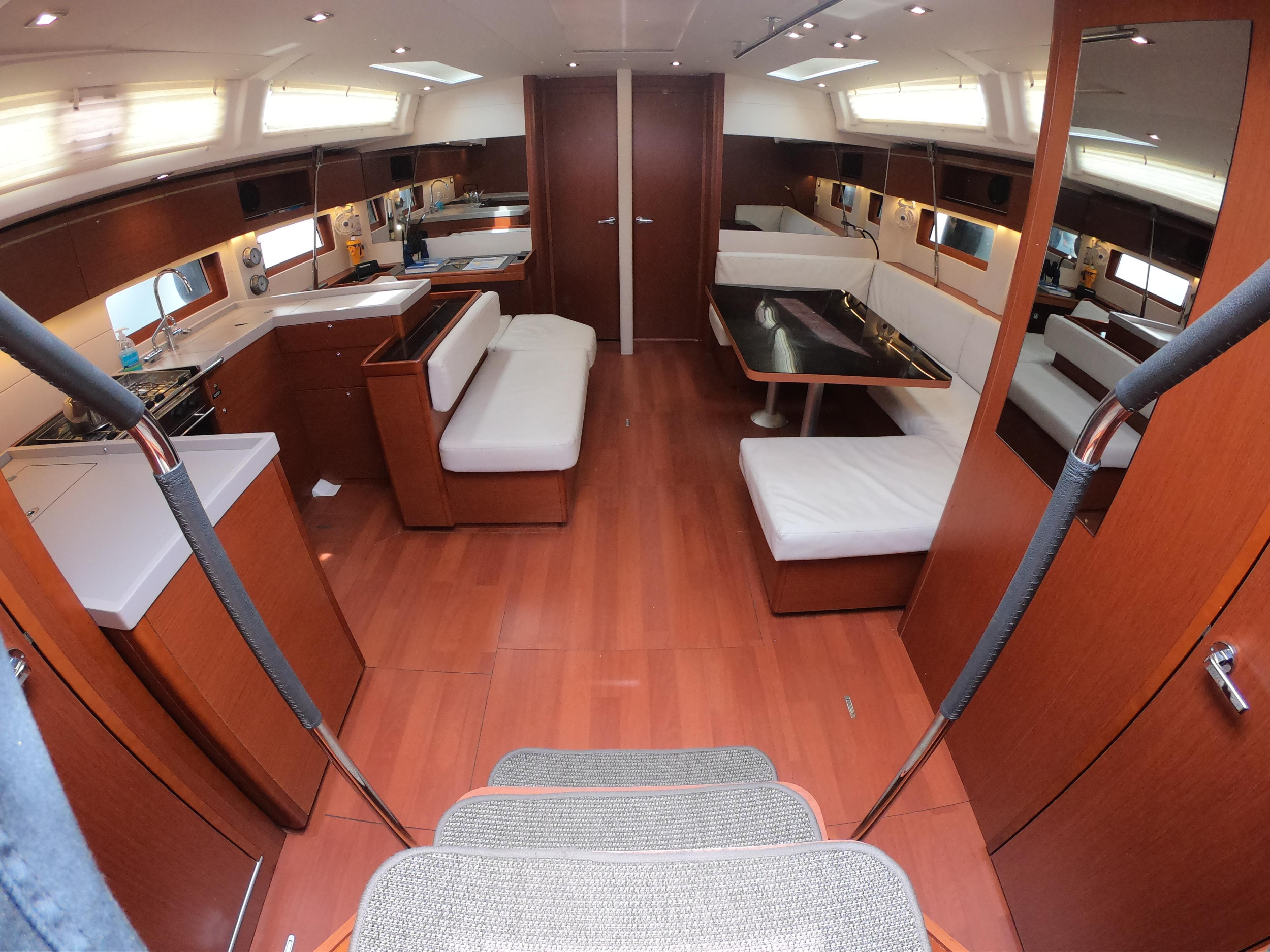 Oceanis 51.1 — photo 20