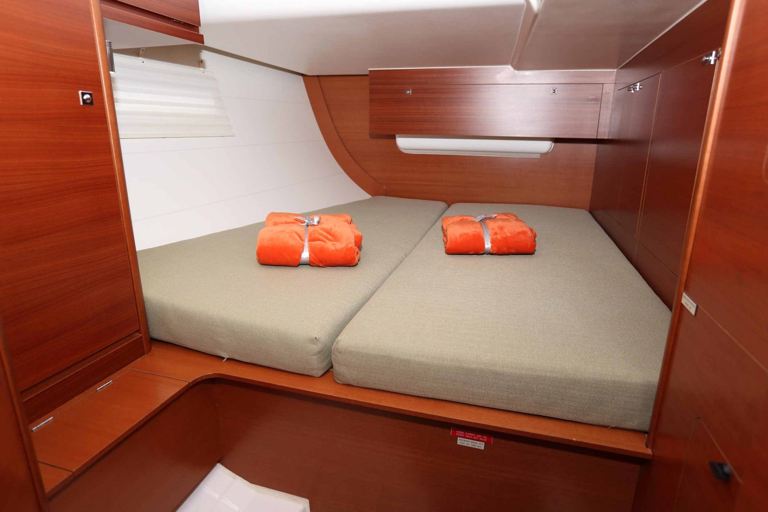 Dufour 520 GL — photo 12