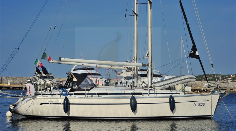 Bavaria 38 — photo 13