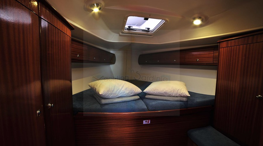 Bavaria 38 — photo 7