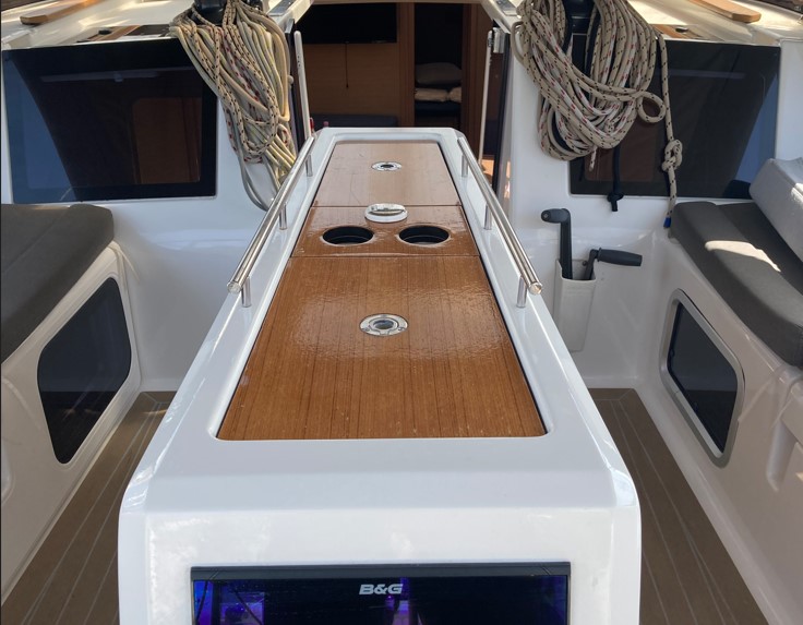 Dufour 460 Grand Large 5Cab — photo 20