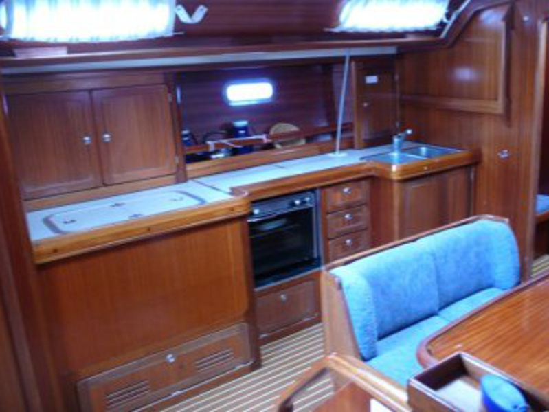 Bavaria 47 — photo 5