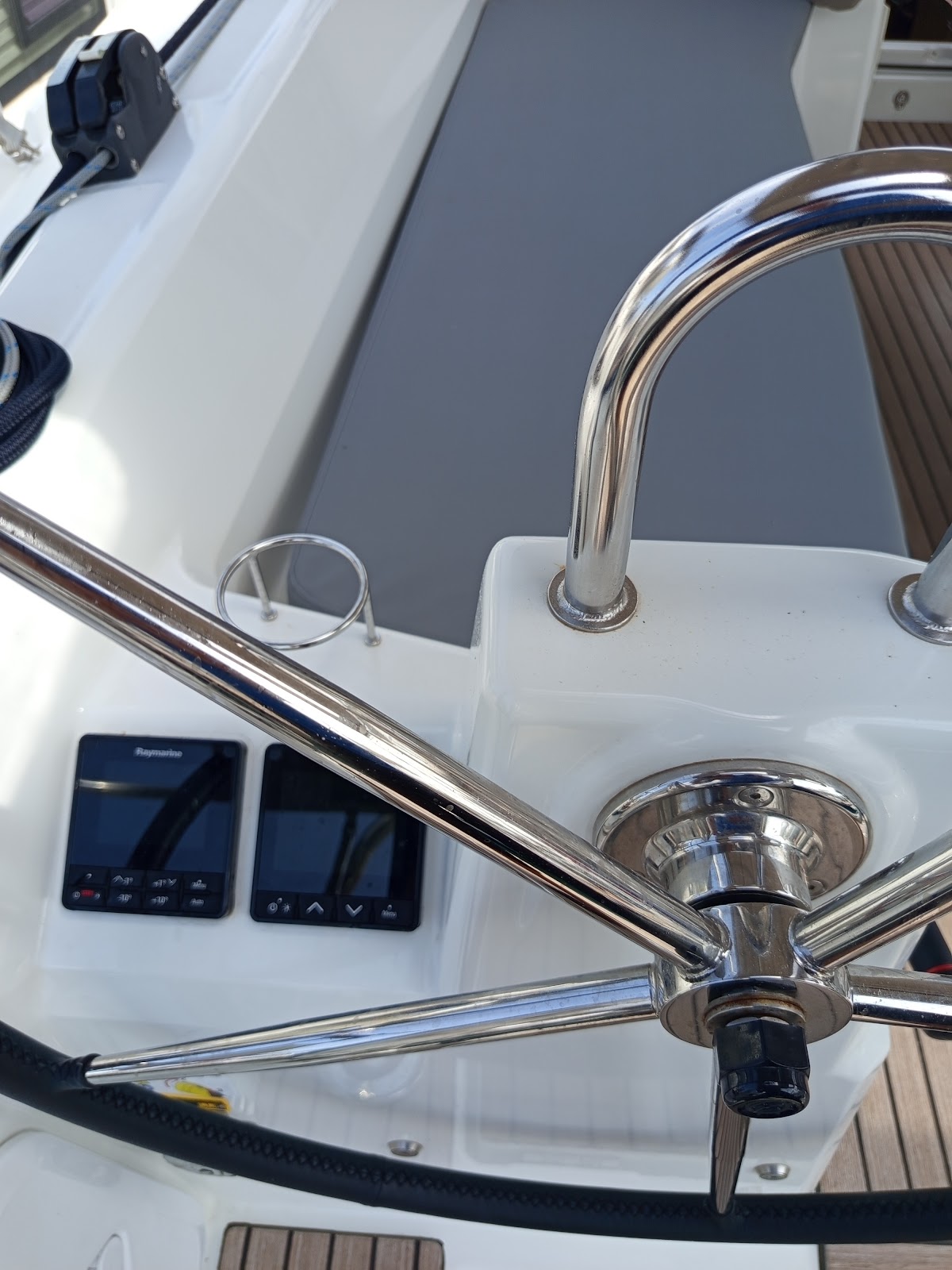 Oceanis 37.1 — photo 3