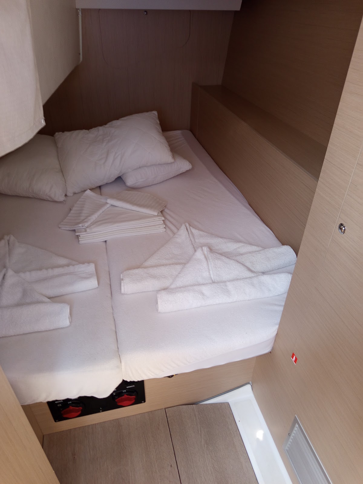 Oceanis 37.1 — photo 6