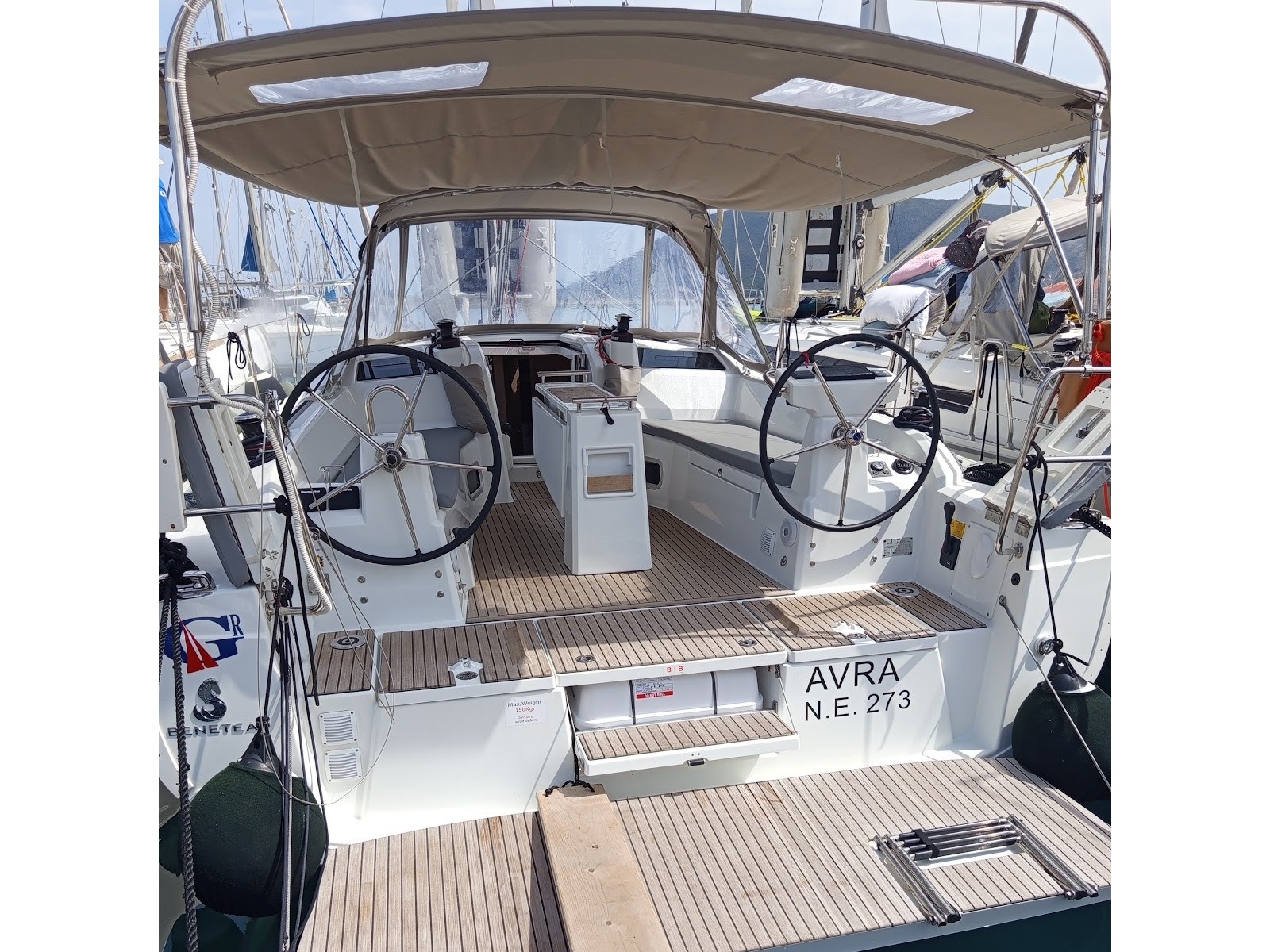 Oceanis 37.1 — photo 1