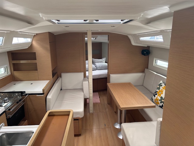 Sun Odyssey 410 — photo 8