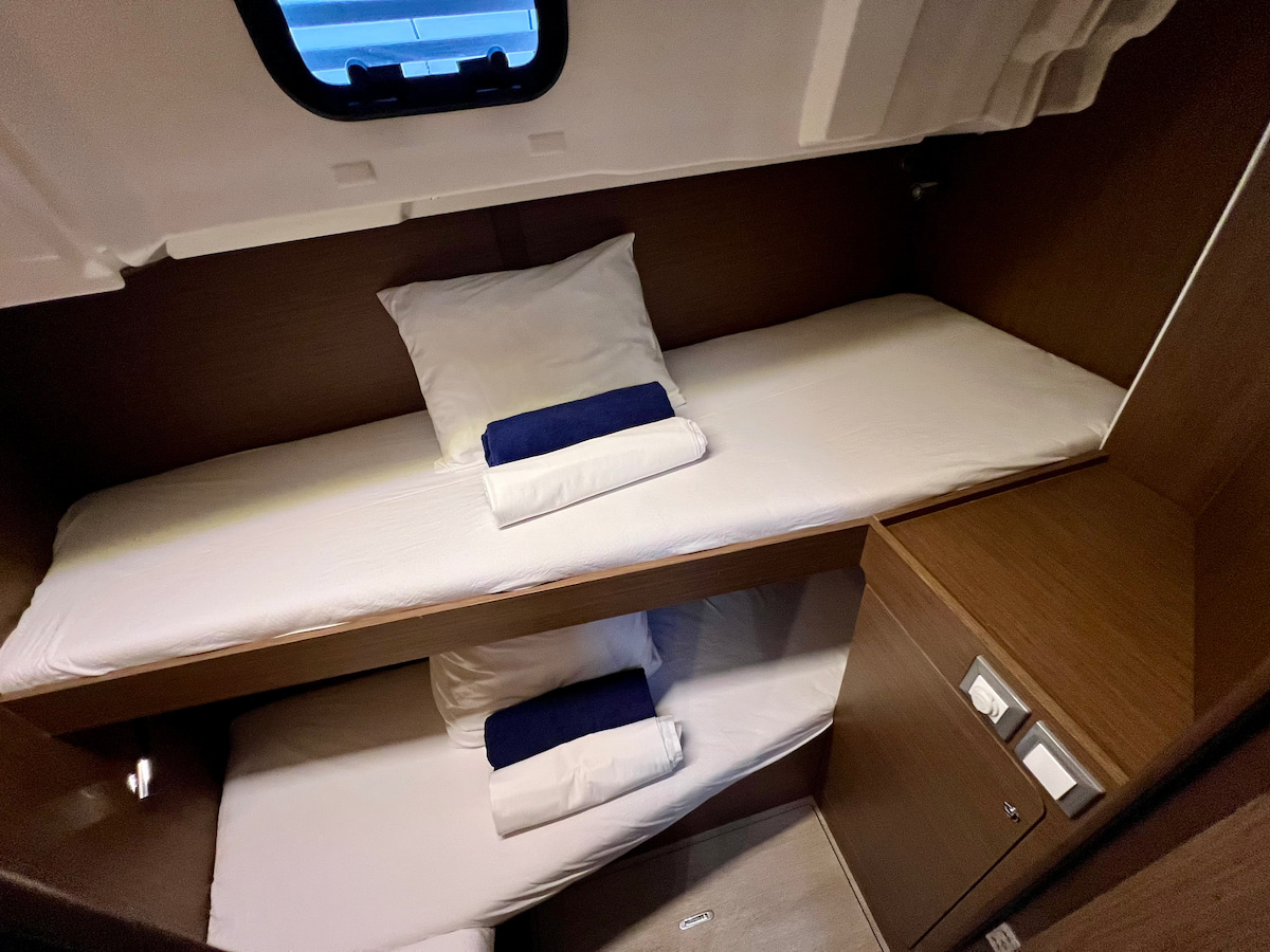 Oceanis 46.1 — photo 13