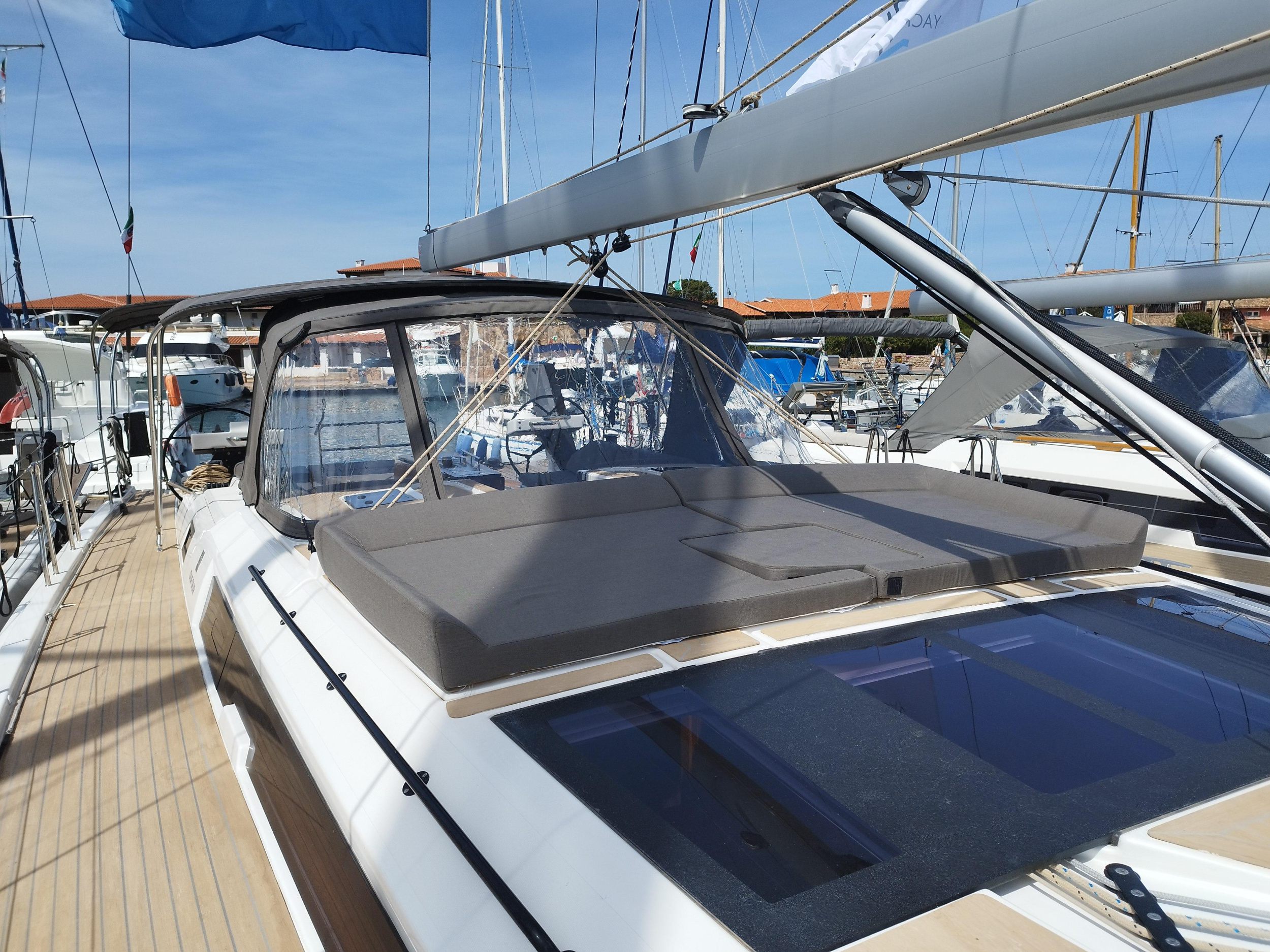 Dufour 470 Owner's version — photo 5