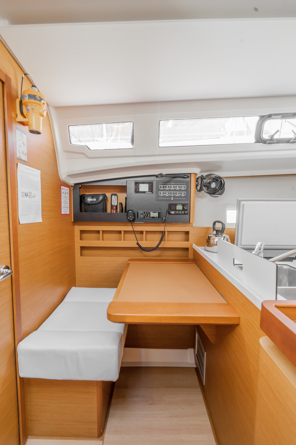 Sun Odyssey 410 — photo 12