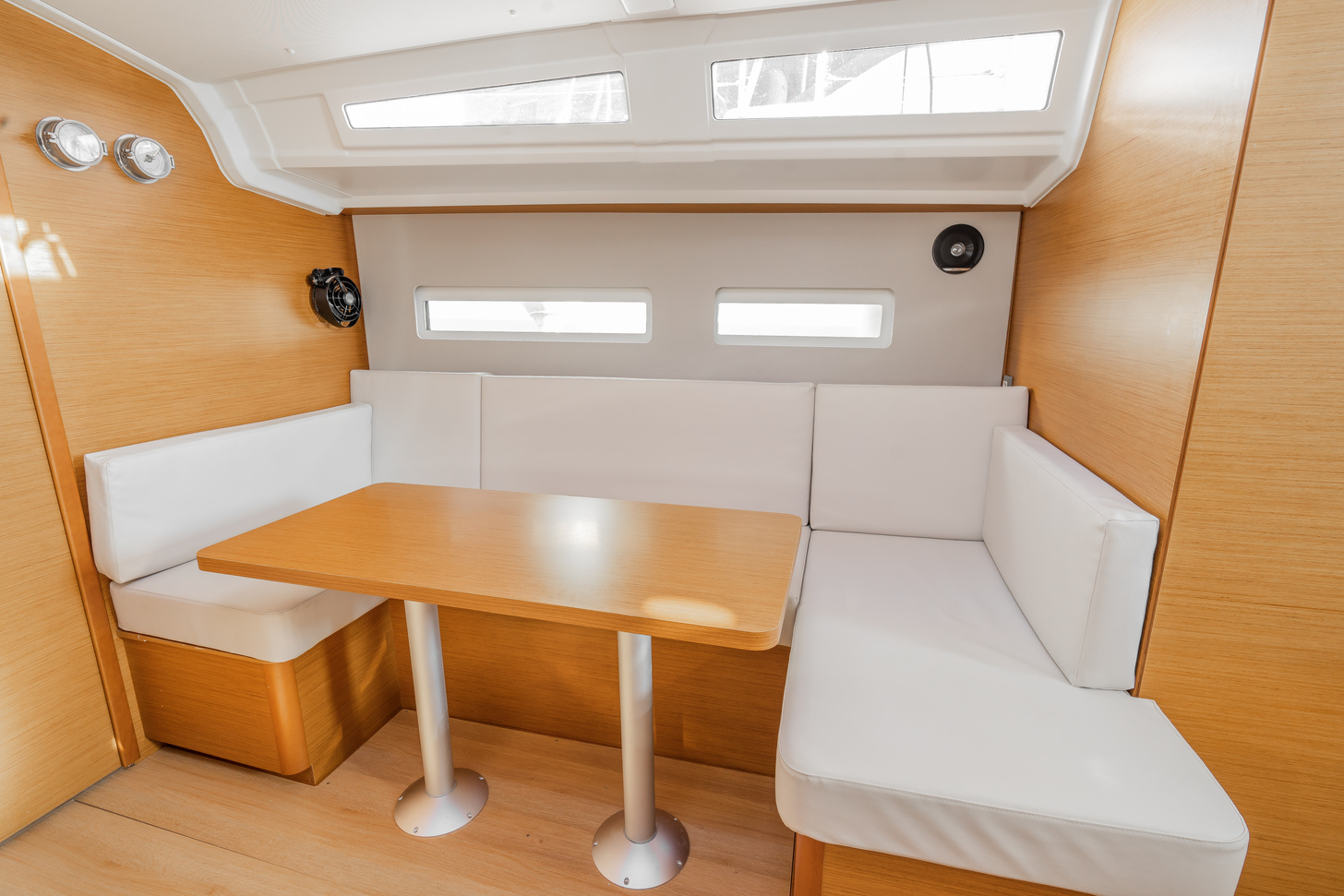 Sun Odyssey 410 — photo 18