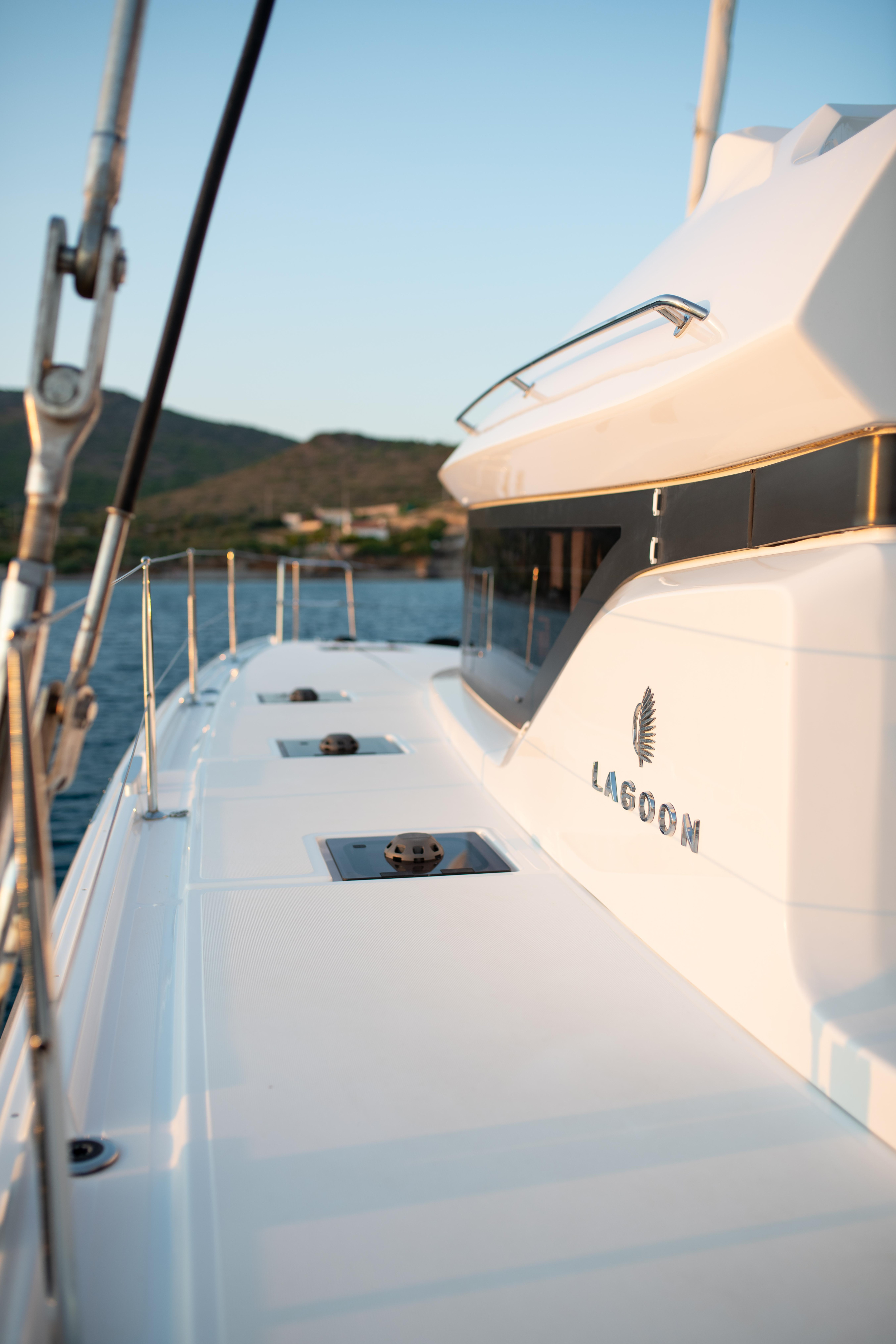 Lagoon 50 — photo 22