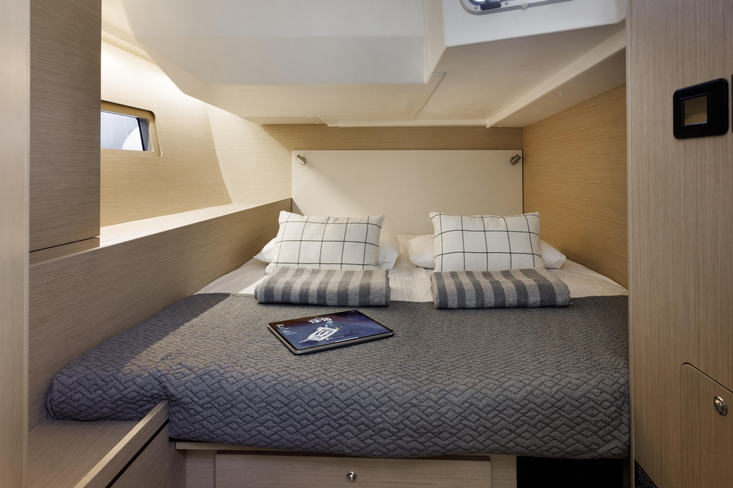 Oceanis 51.1 — photo 18