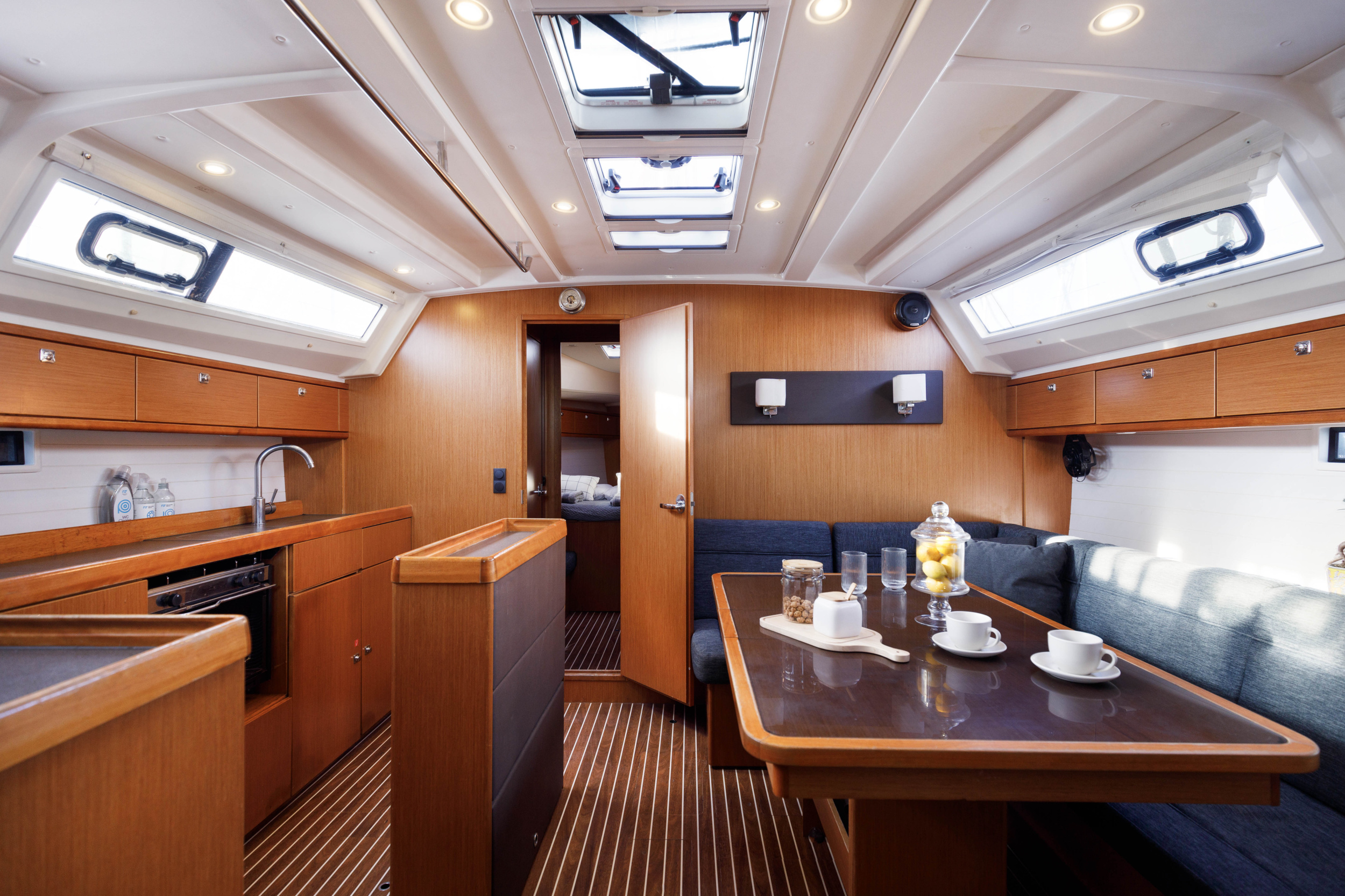 Bavaria Cruiser 46 — photo 8