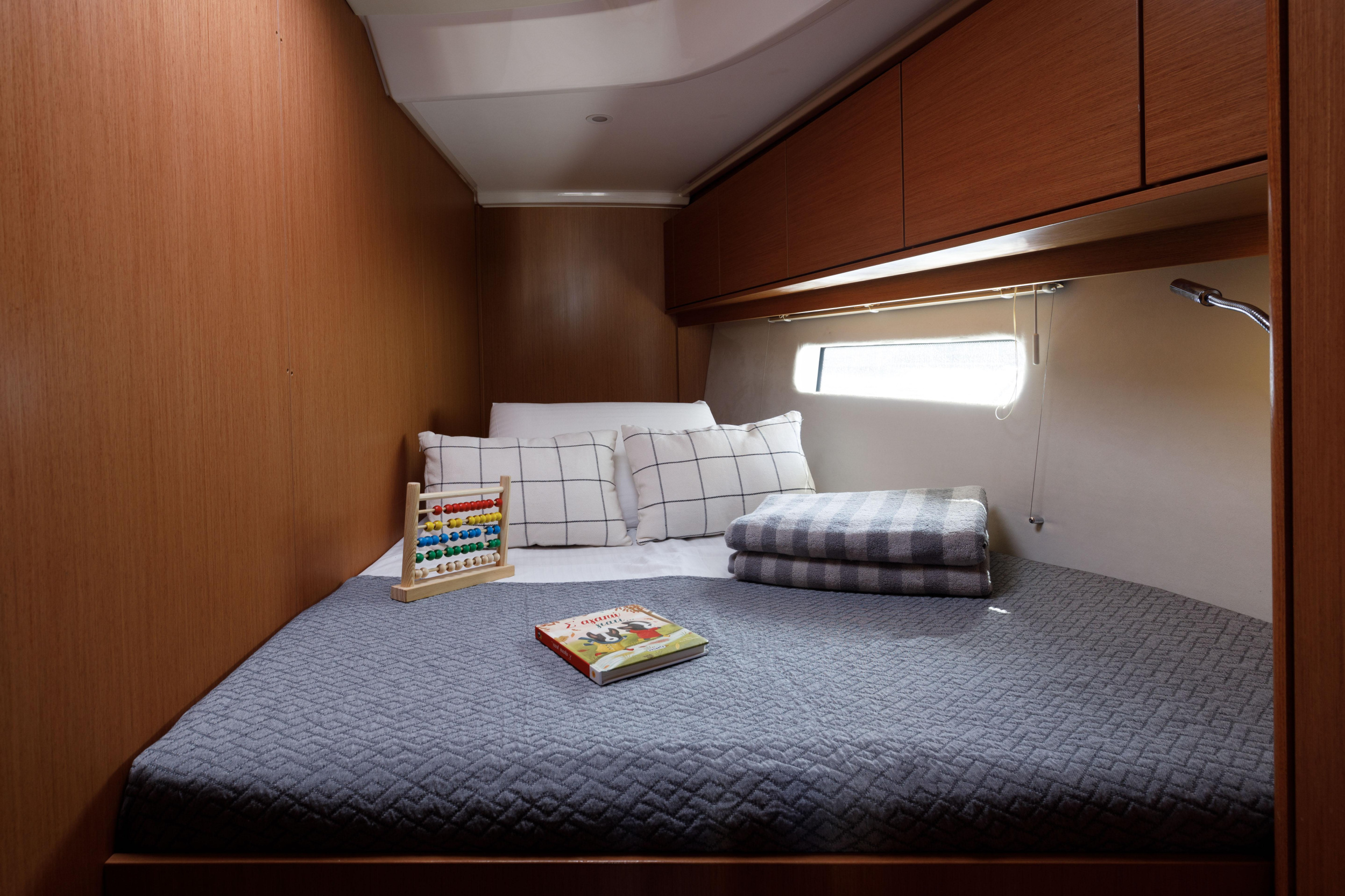 Bavaria C46 — photo 4