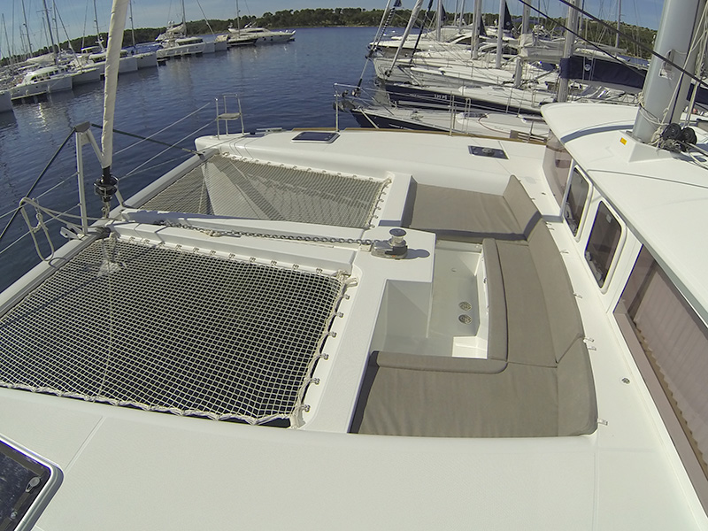 Lagoon 450 — photo 16