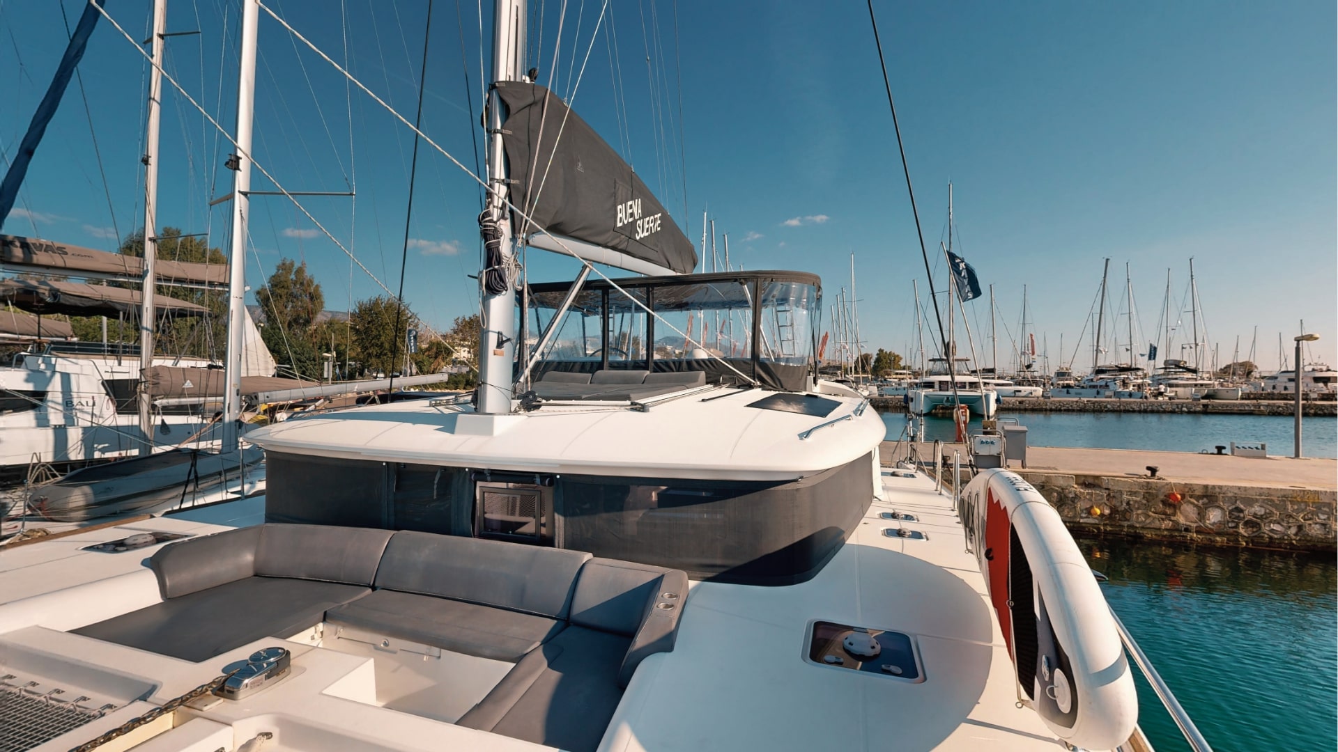 Lagoon 450 Fly — photo 18