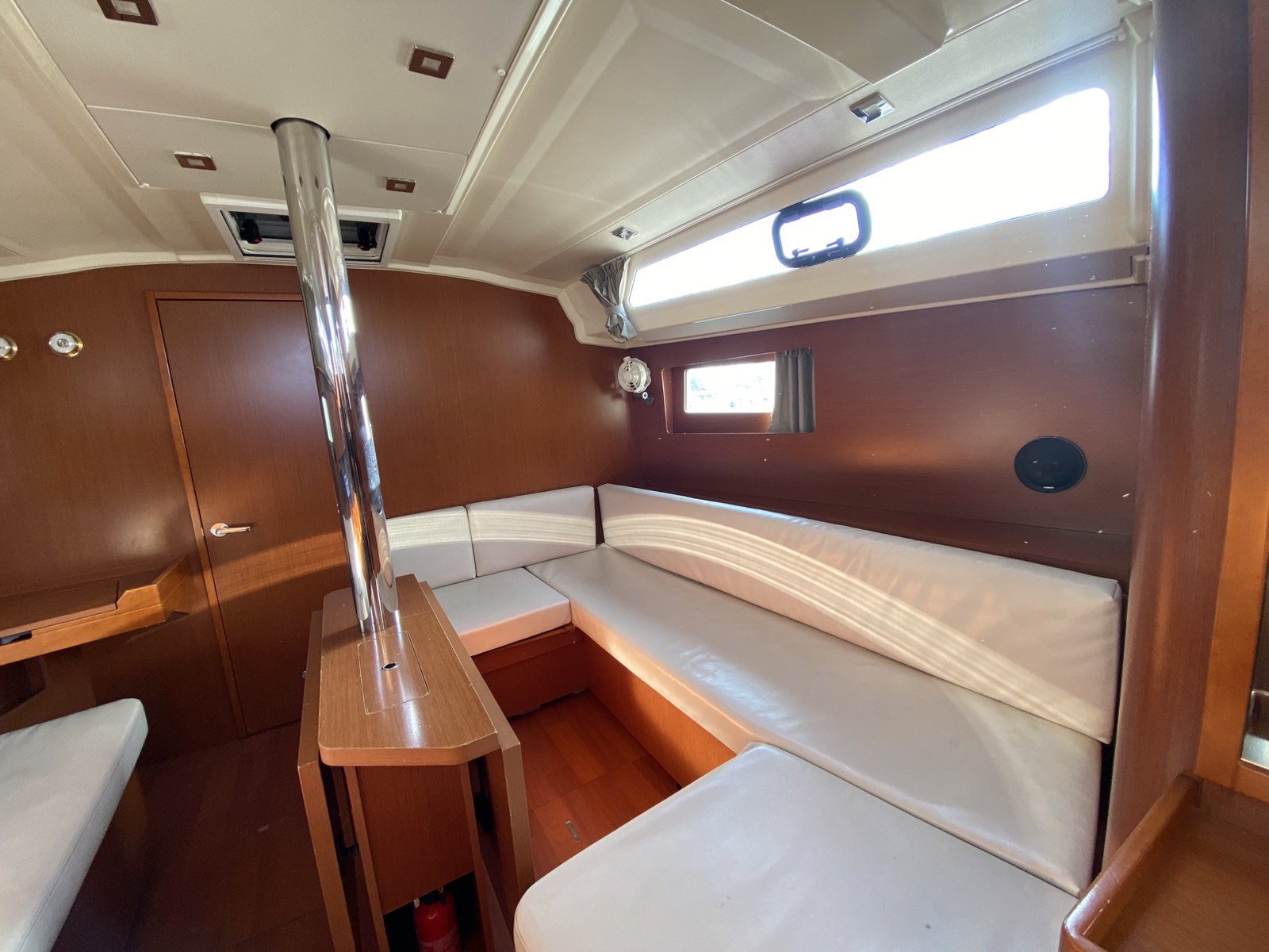 Oceanis 41.1 — photo 2
