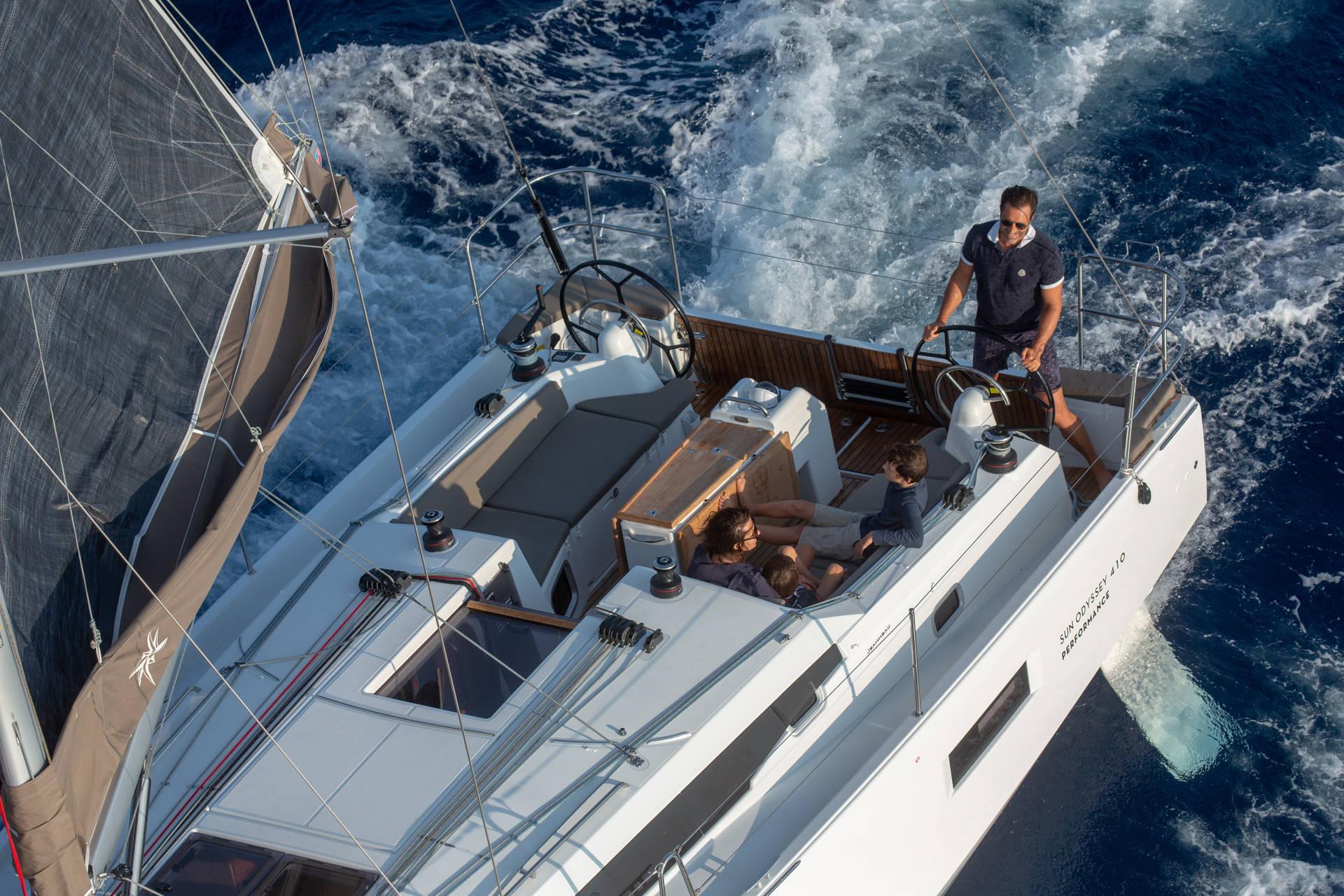 Sun Odyssey 410 — photo 7