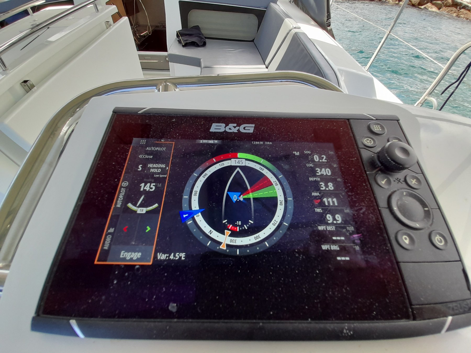 Oceanis 46.1 — photo 7