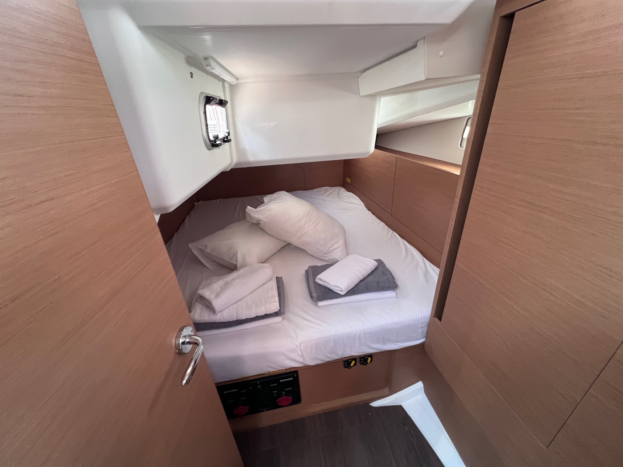Sun Odyssey 440 — photo 4