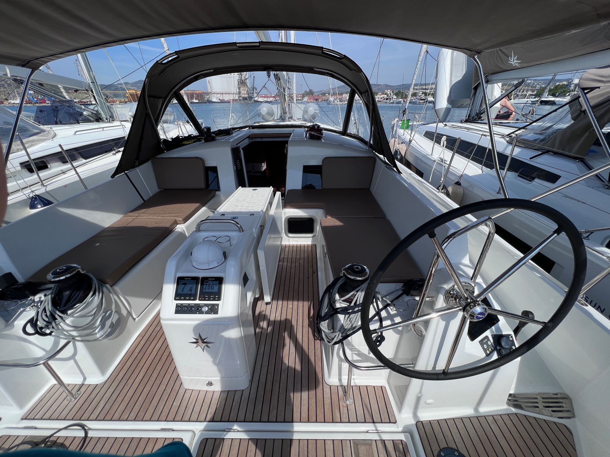 Sun Odyssey 440 — photo 7