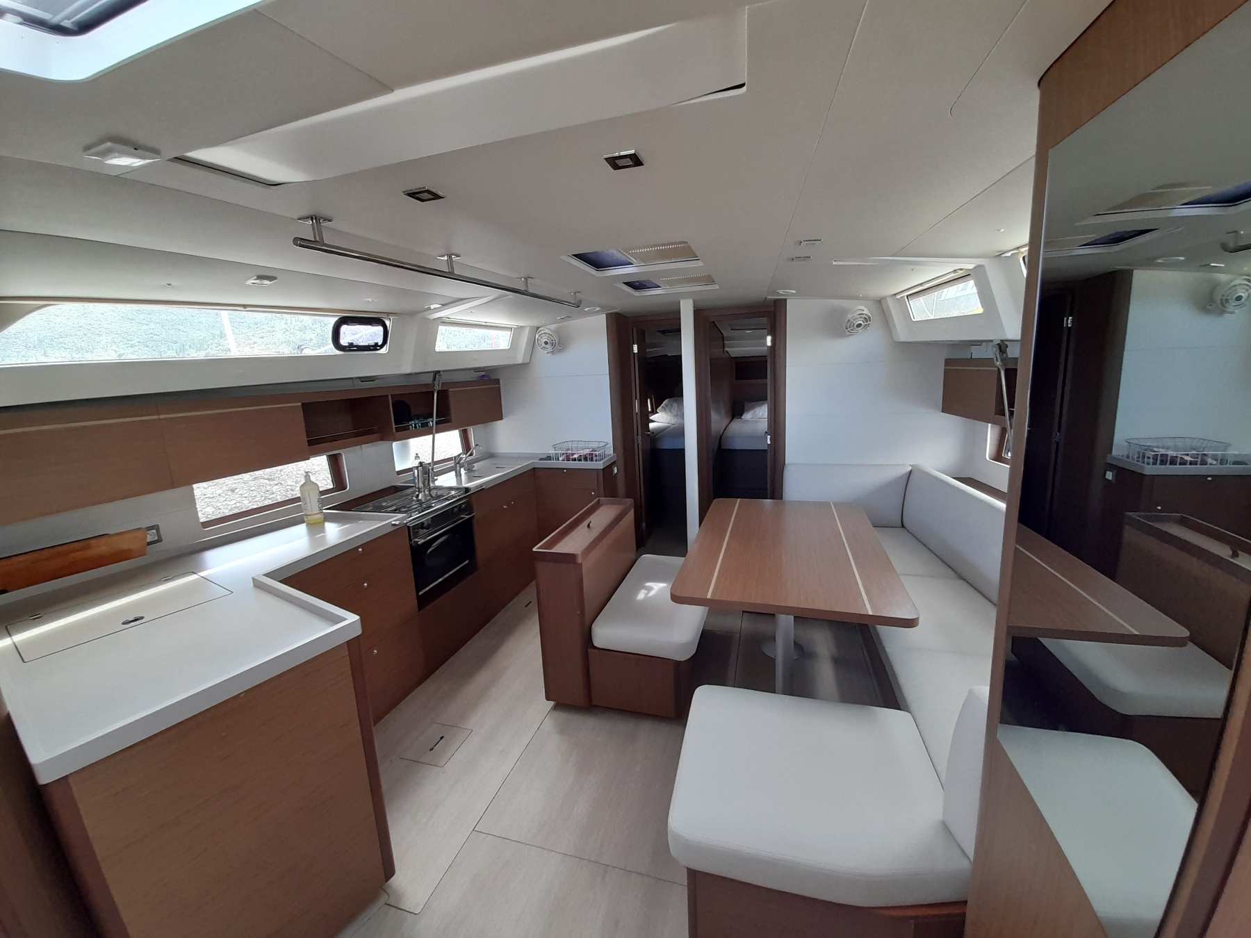 Oceanis 46.1 — photo 9