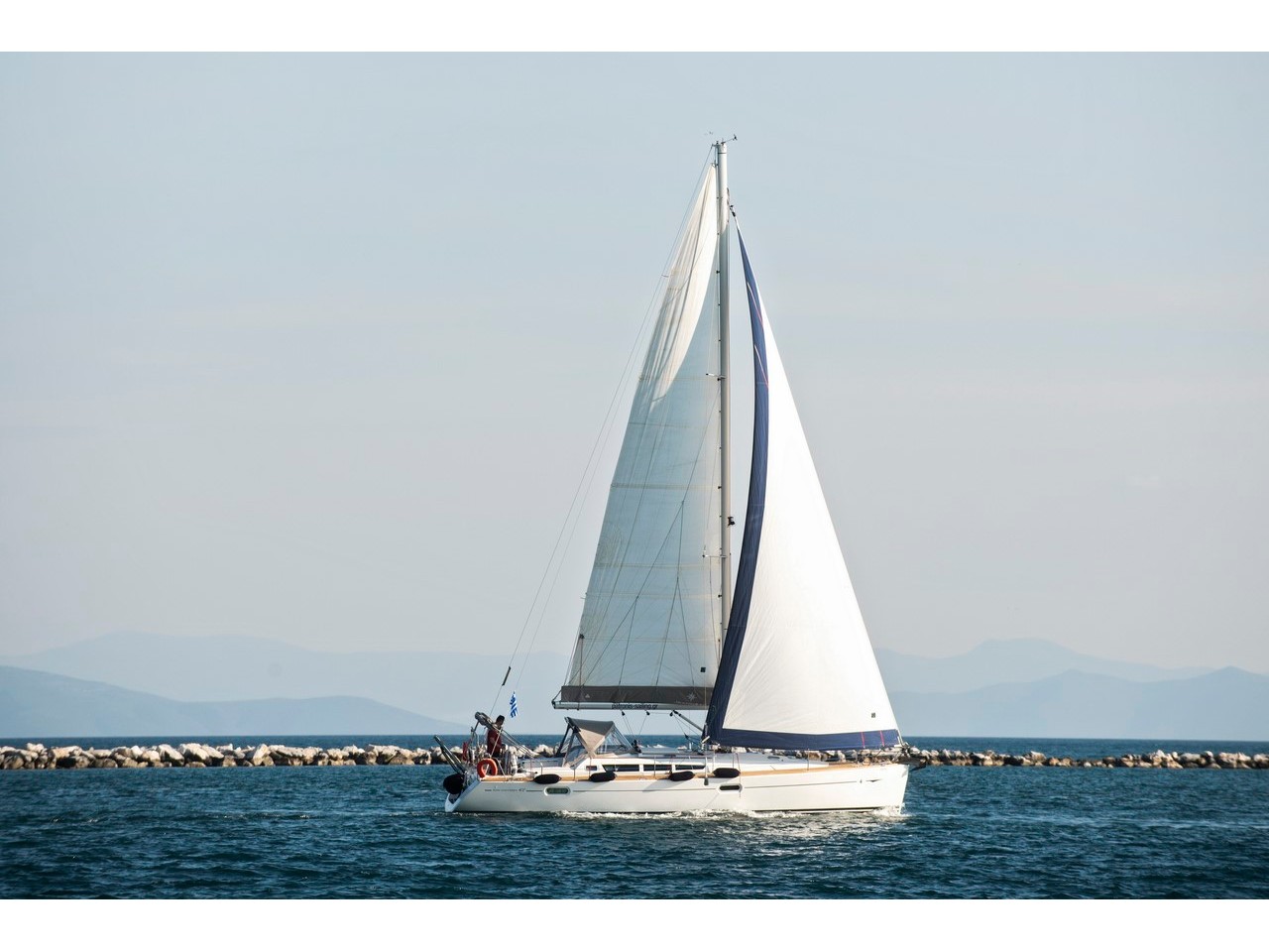 Sun Odyssey 42 i — photo 1
