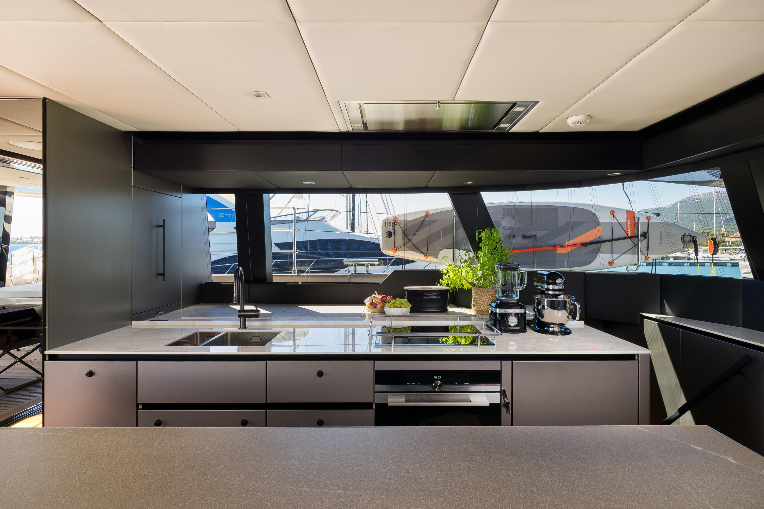 Sunreef 60 — photo 25