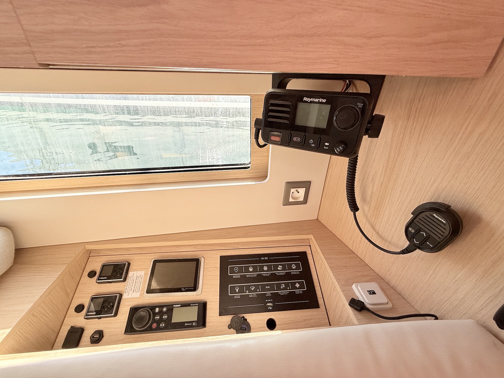 Oceanis 46.1 — photo 21