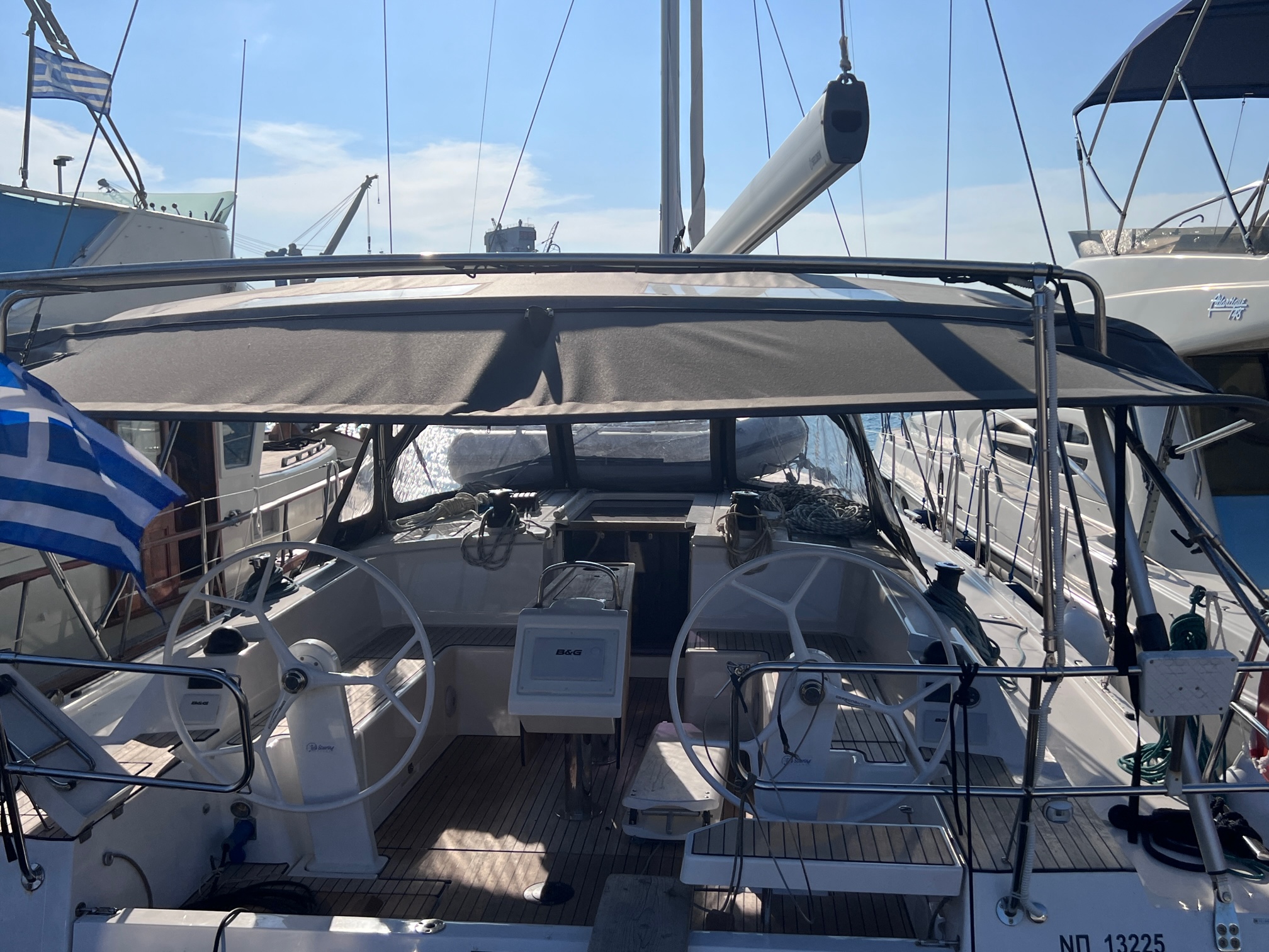 Bavaria C42 — photo 3