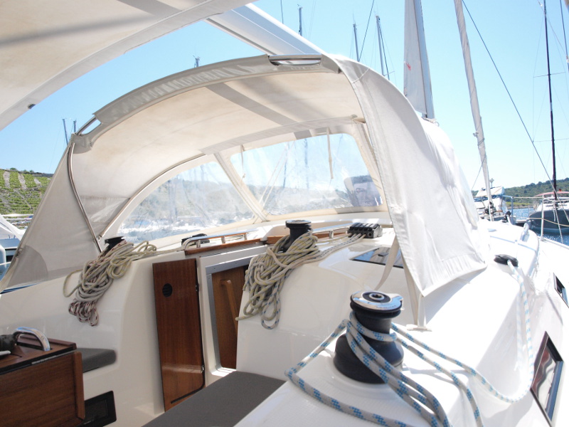 Bavaria 36 — photo 13